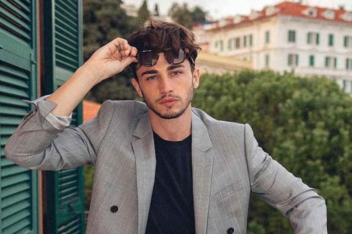 Riki si difende dalle accuse di omofobia