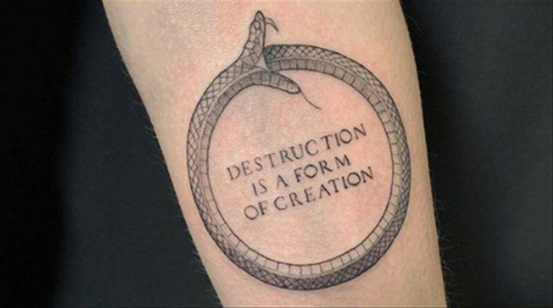 tatuaggio ouroboros