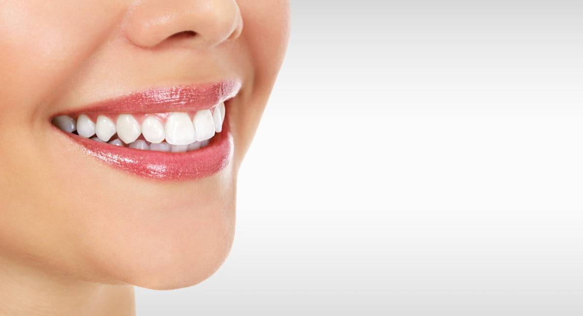 Dentifricio naturale fai da te per denti perfetti