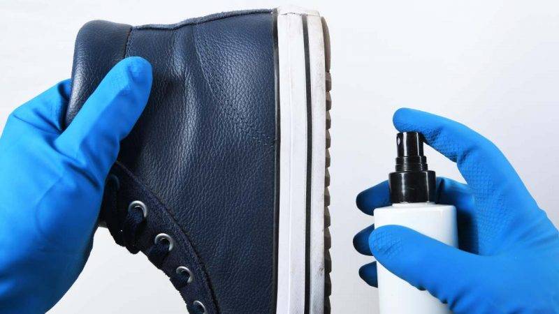 disinfettare scarpe