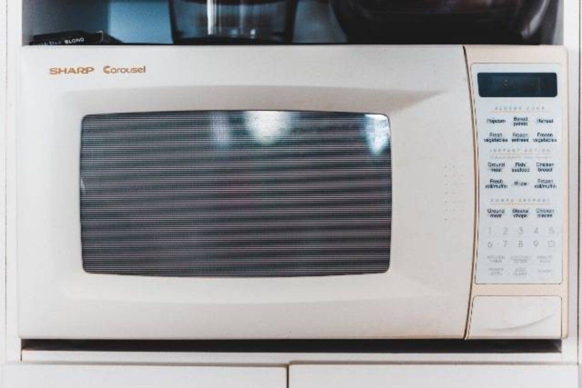Trucchi per il forno a microonde: sterilizzare, essiccare, sciogliere e  altro