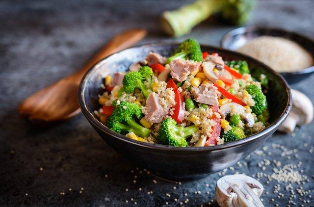 Dieta a cena: tutti i piatti leggeri che puoi preparare velocemente!