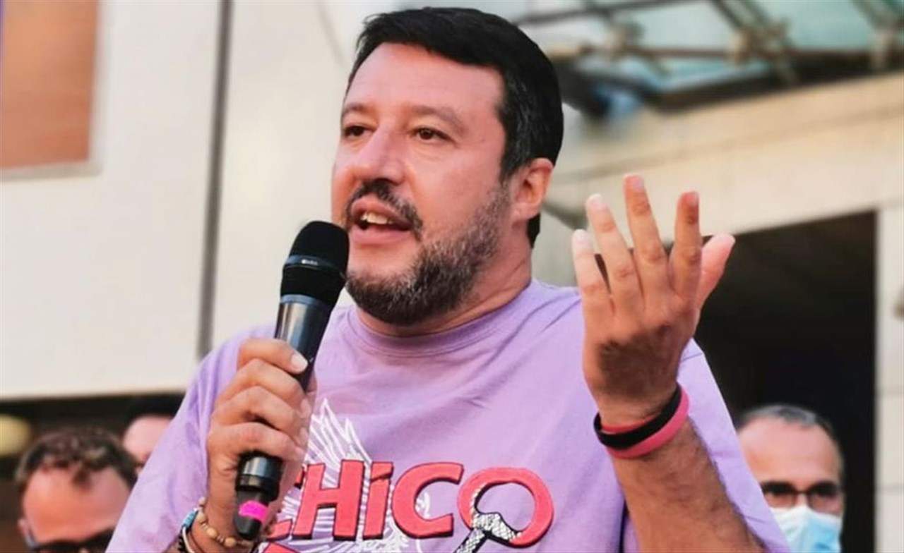 Matteo Salvini aggredito