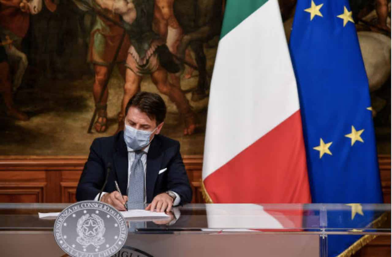 Conte valuta il lockdown leggero per l'Italia (Getty Images)