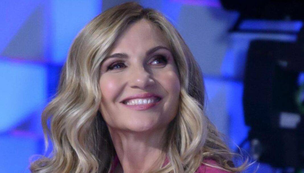 7 Donne E Un Mistero Rosa Di Grazia