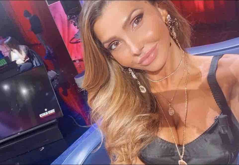 Manuela Ferrera, tutta la verità su Higuain (Instagram)