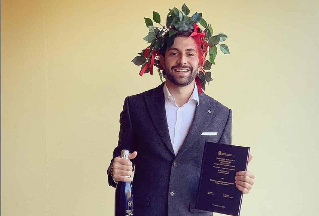 Qualcuno Si è Laureato A 22 Anni
