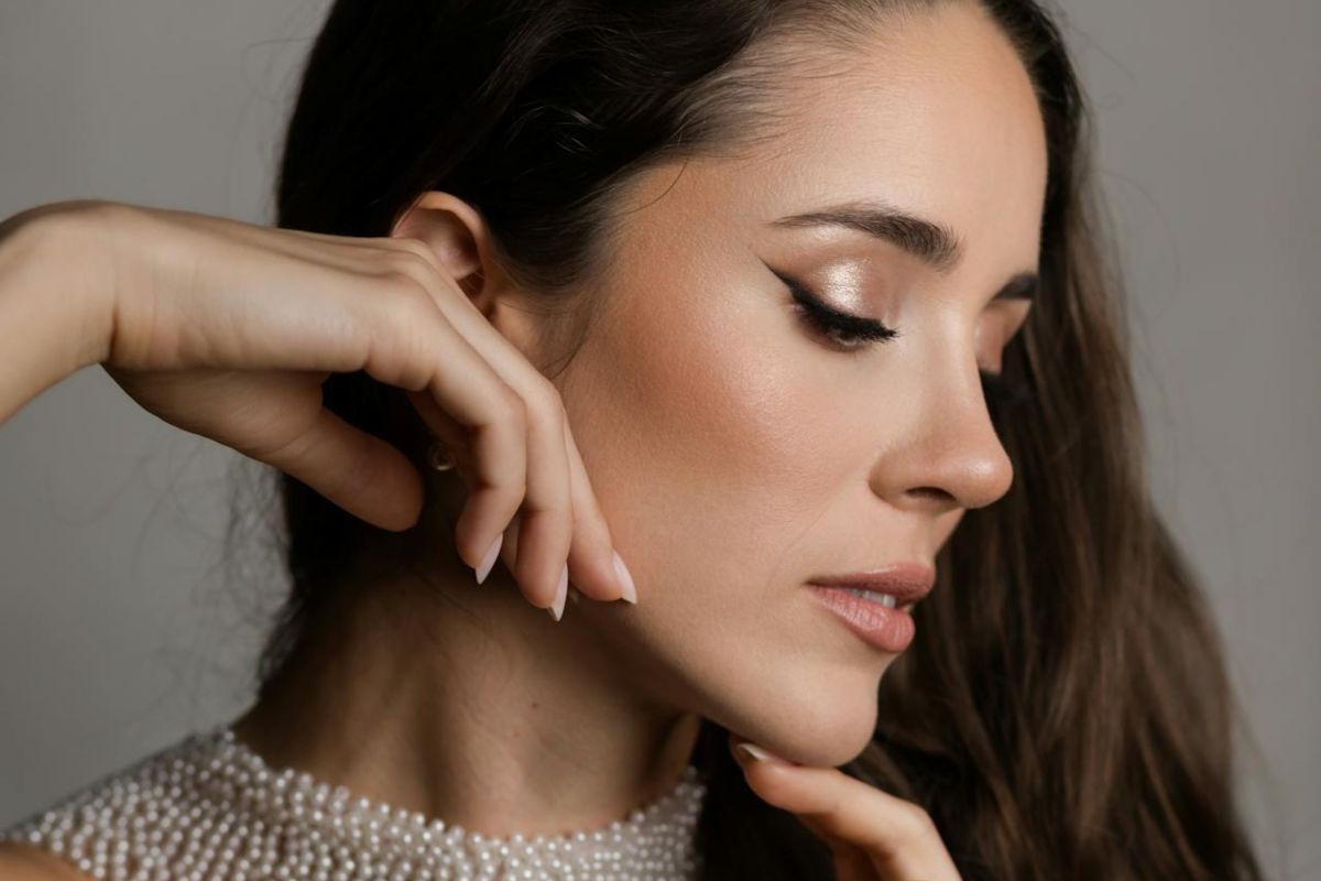 Primo piano del volto di una ragazza