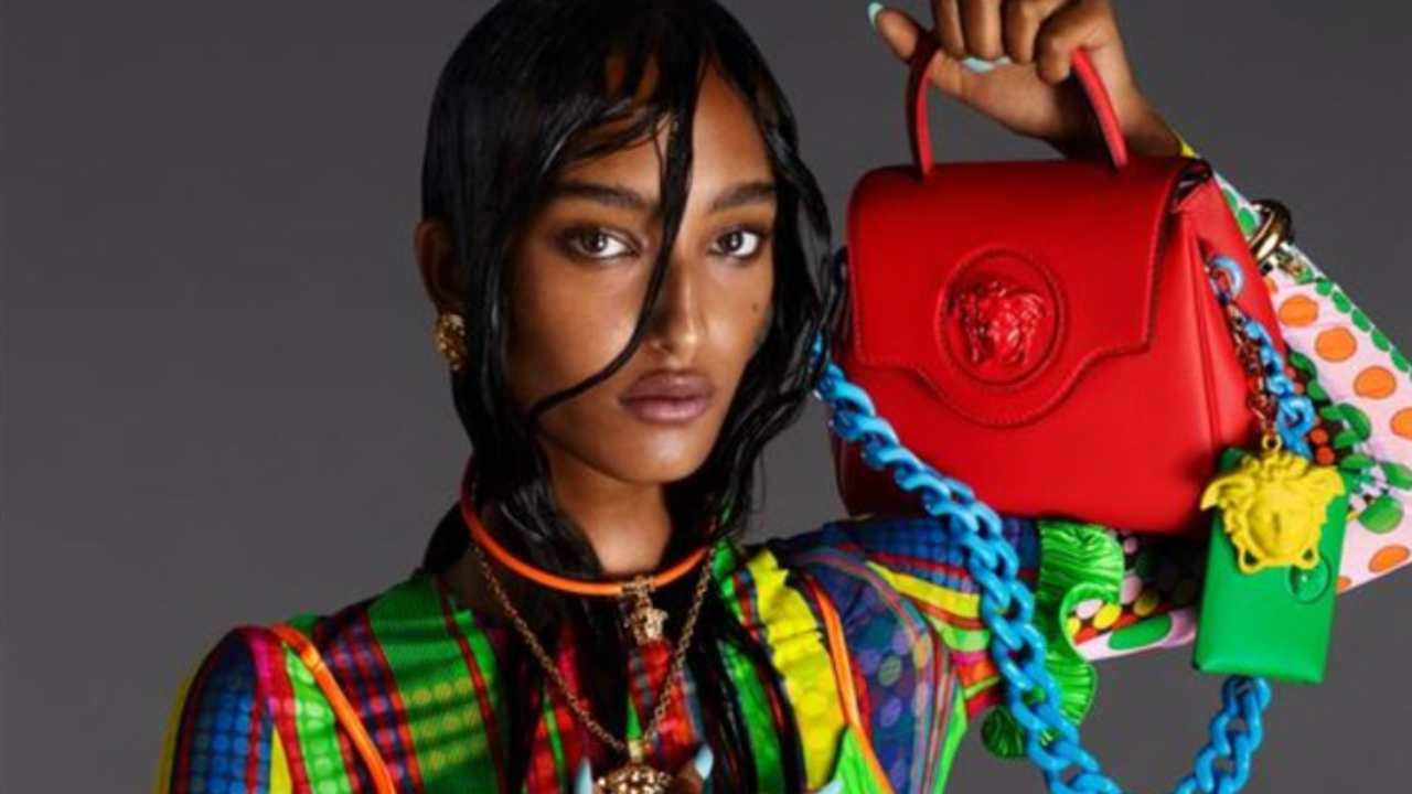 Borse Versace economiche? Il trucco (quasi) fai da te