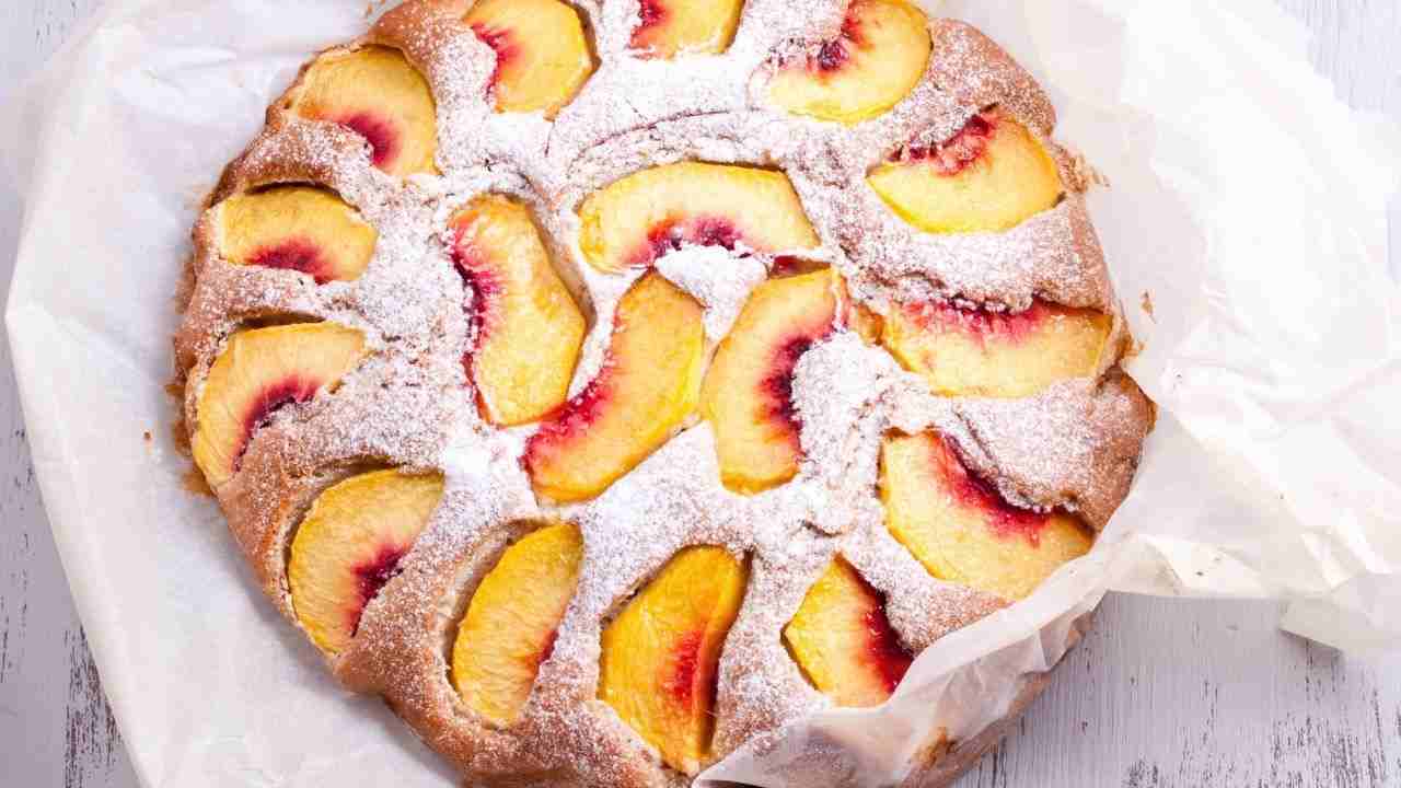 torta alle pesche