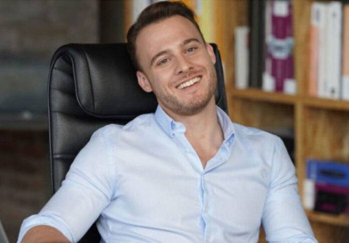 Serkan Bolat Love Is In The Air