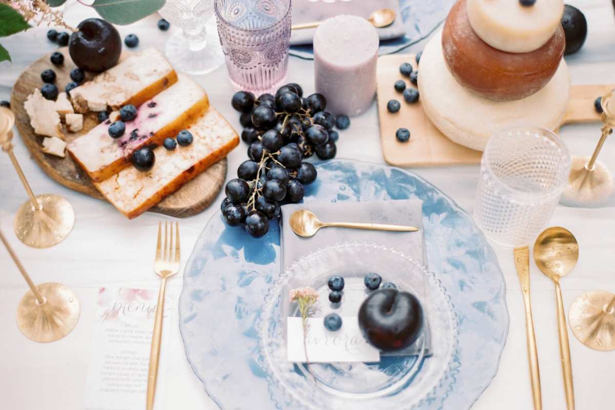 Menù colorato sulla tavola