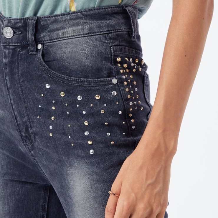 jeans con strass 31-8-22