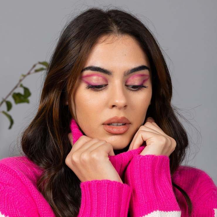 eyeliner rosa