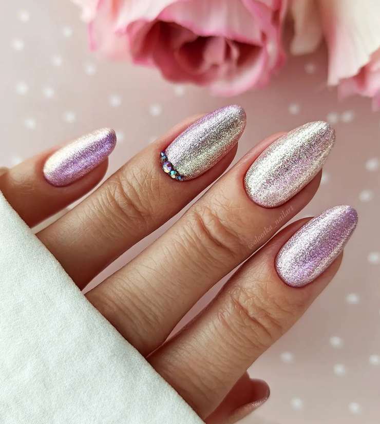 spring glitter nail art 