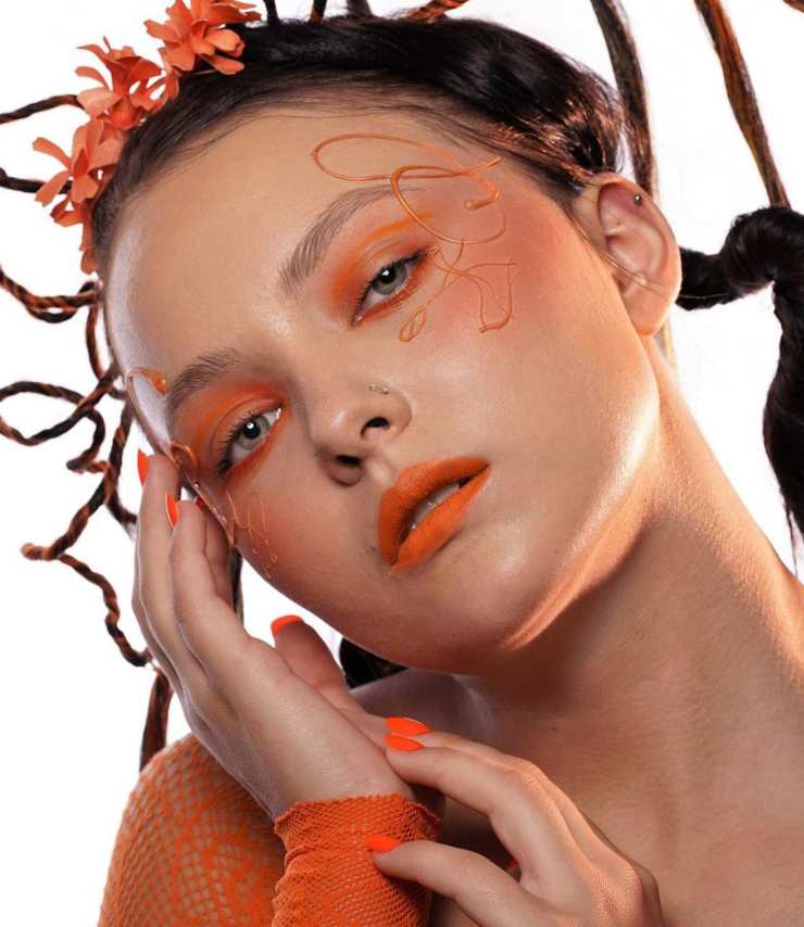 maquillage eyeliner orange 