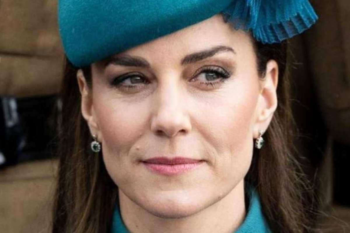Kate Middleton in blu