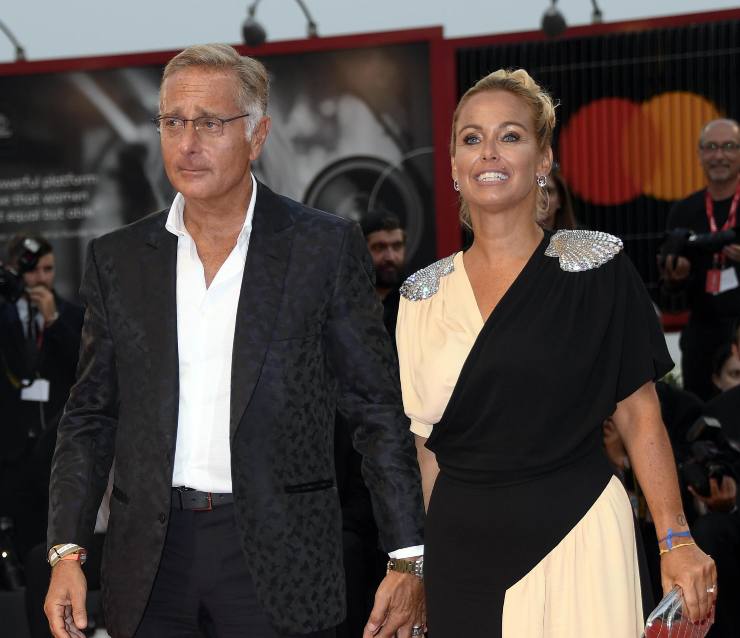 Paolo Bonolis e Sonia Bruganelli sul red carpet