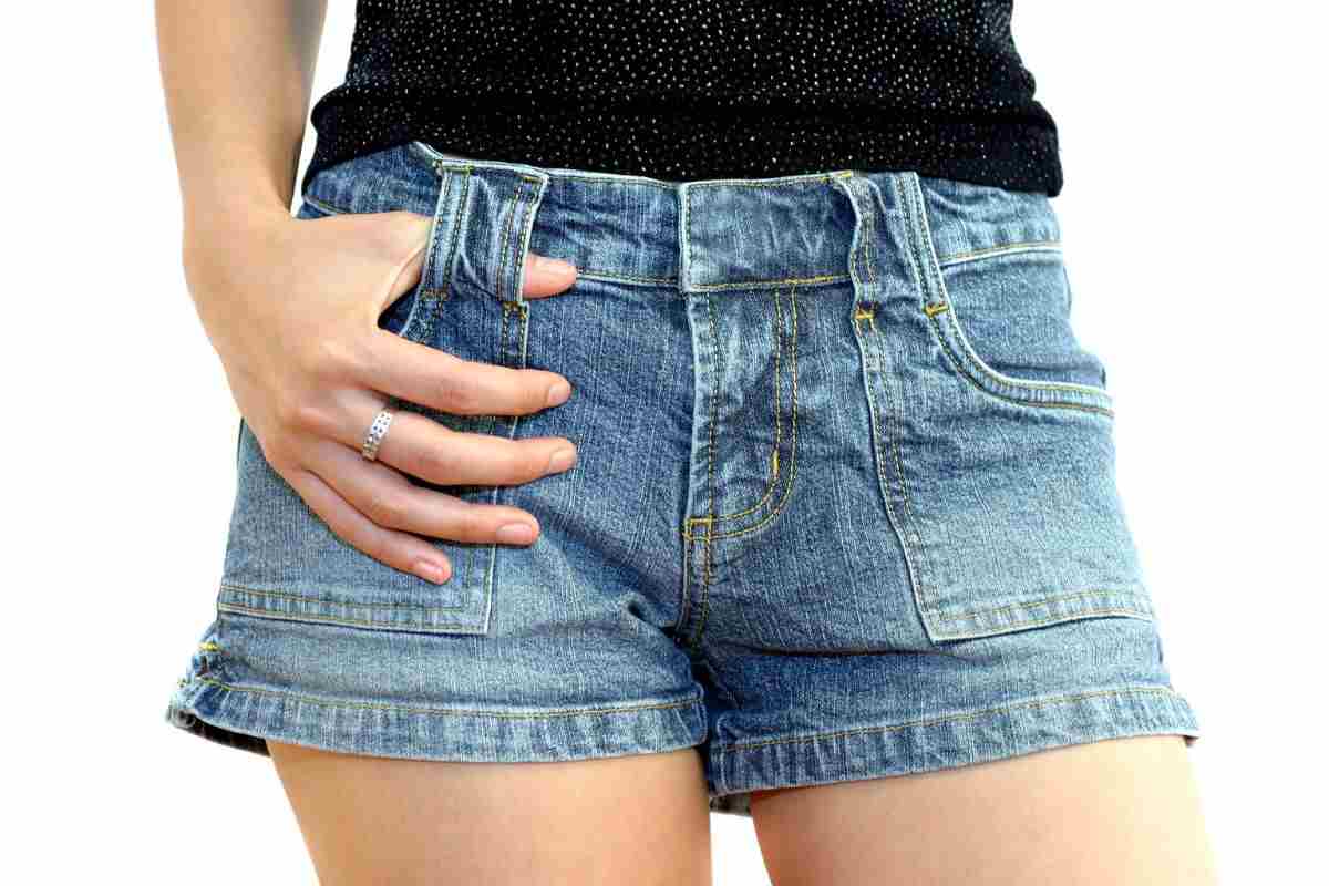 shorts corti per cosce grosse