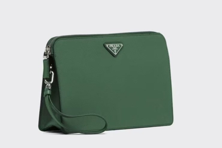 Pouch in pelle verde saffiano di prada