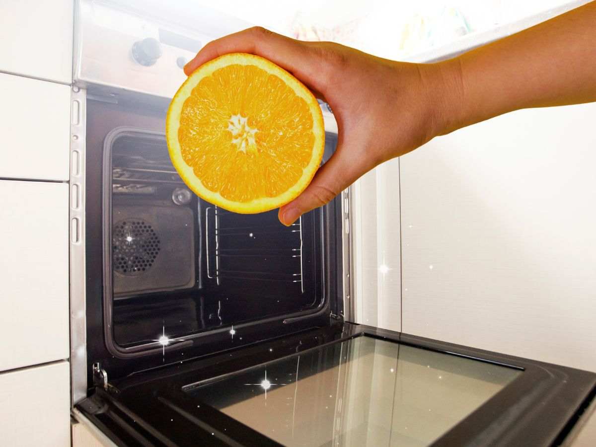 arancia per pulizia forno