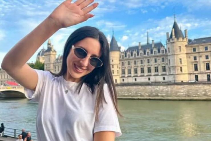 Sarah Temptation Island