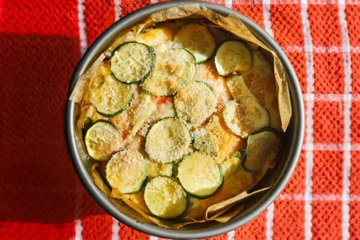 Teglia con lasagna zucchine