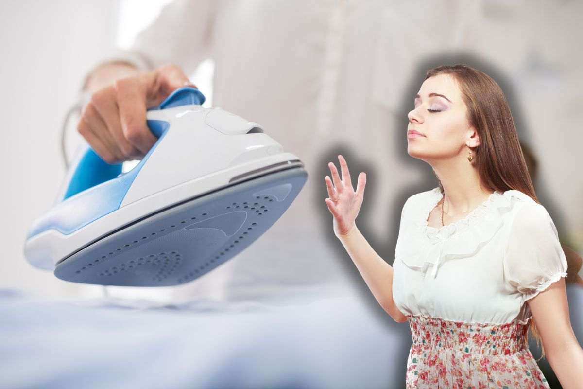 donna che stira e un'altra che sente un buon odore 