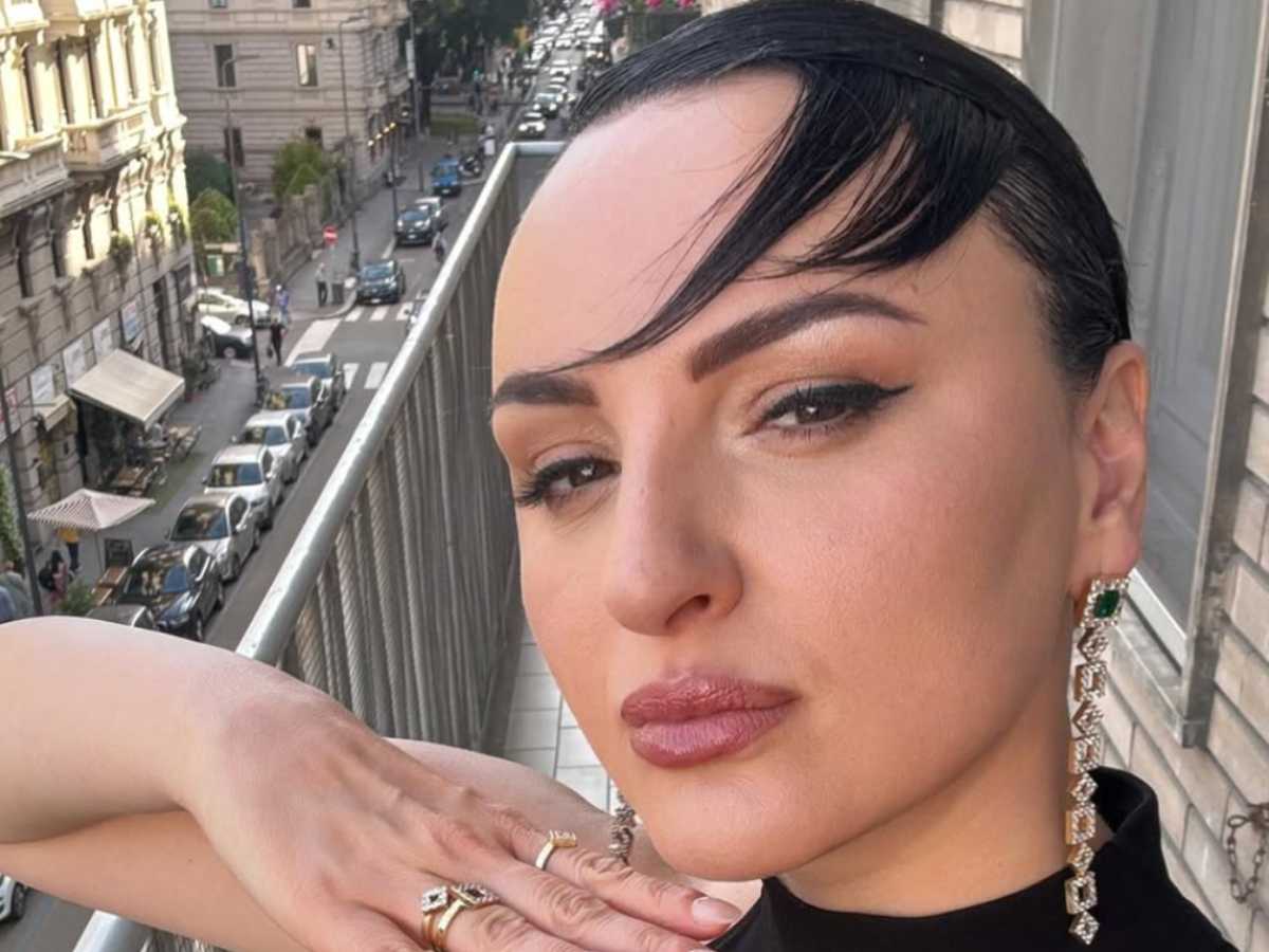 arisa selfie instagram