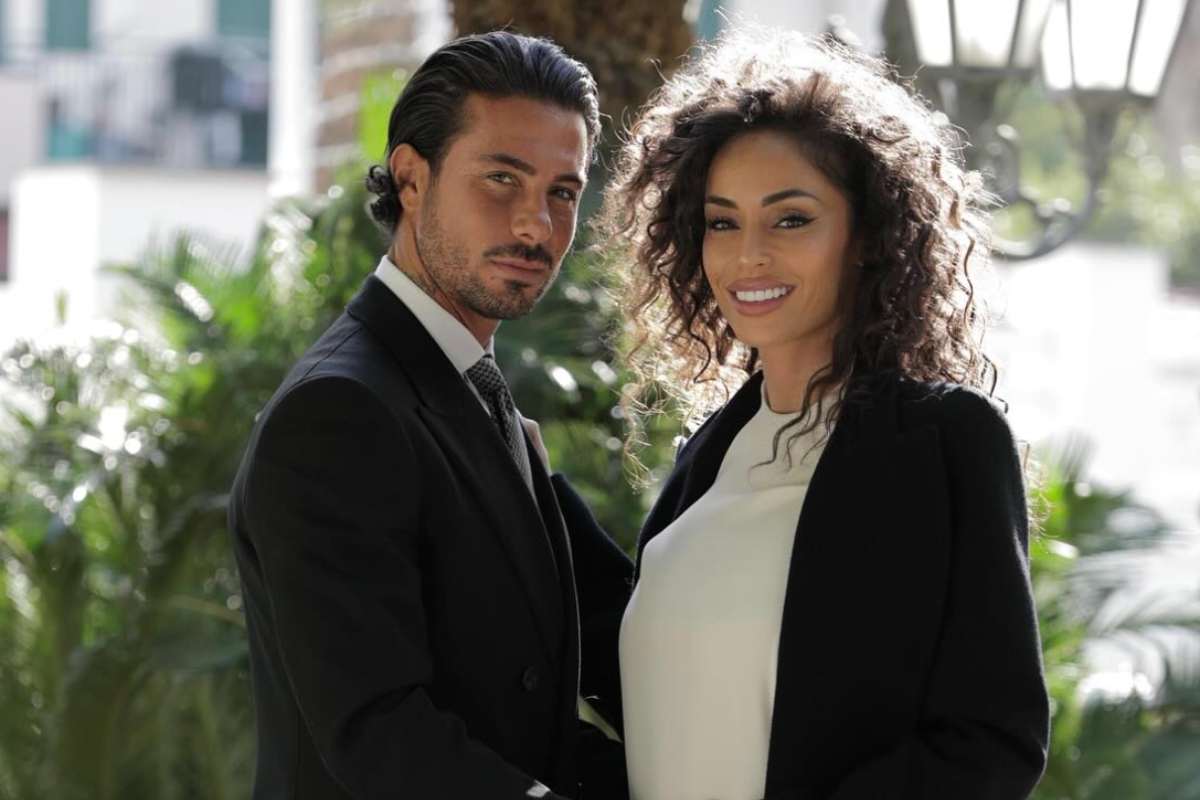 raffaella fico ed armando izzo su instagram