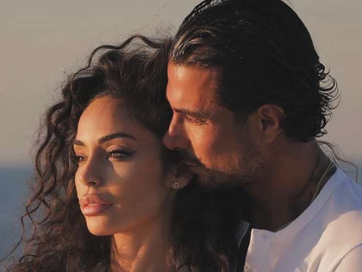 raffaella fico ed armando izzo su instagram