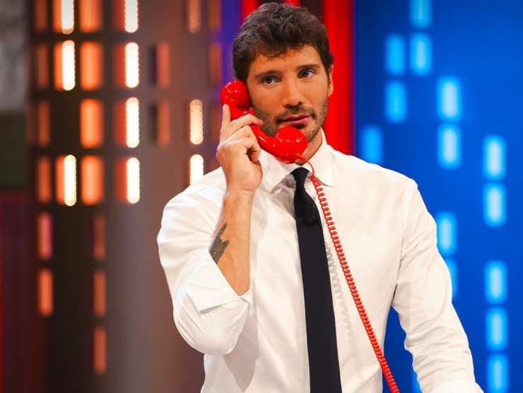 stefano de martino ad affari tuoi 