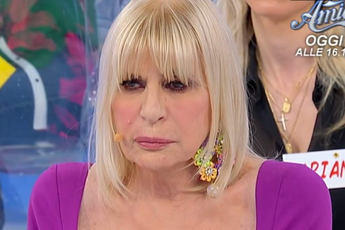 gemma galgani dispiaciuta nello studio di uomini e donne