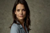 Ricordando James: un Tributo Emotivo di Katie Holmes all'Amico e Collega Perduto