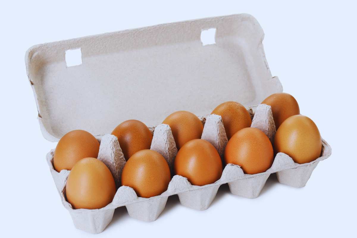 Pacchetto con uova di Pasqua