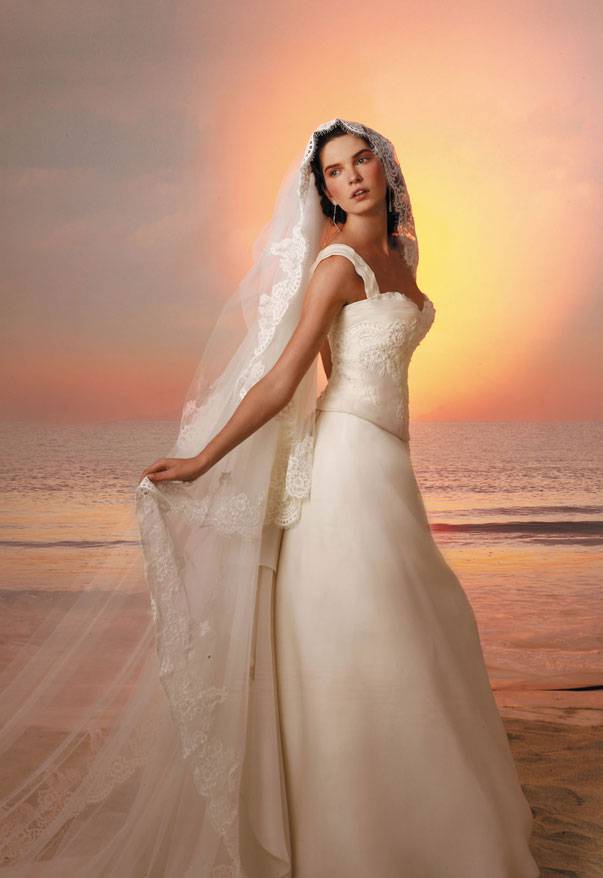 Sposa 2011 Elvira Gramano Collezione